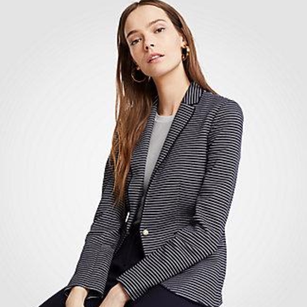 Ann Taylor Birdseye Knit Striped Pearl Blazer Navy/White